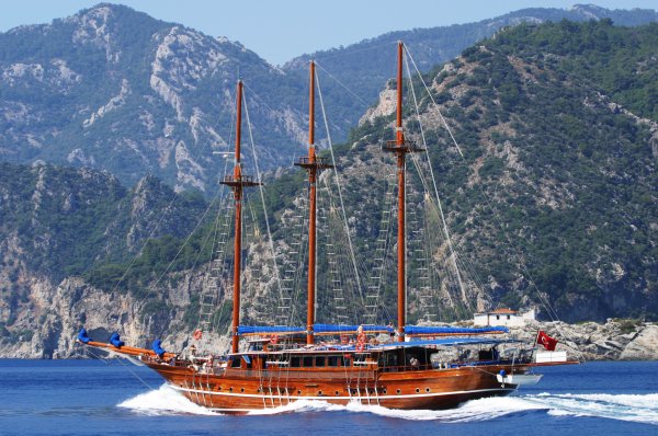 BAHRIYELI C