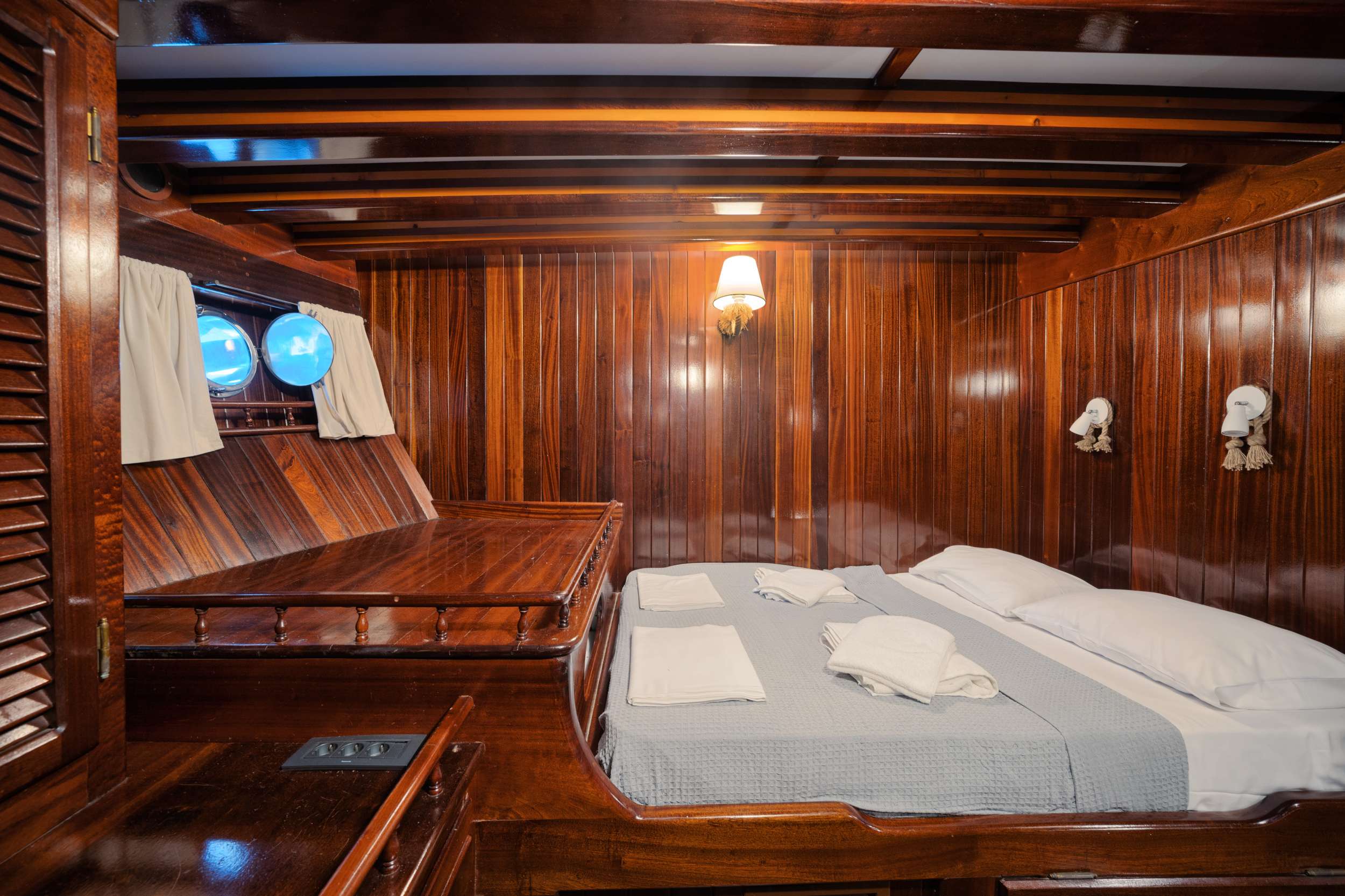 THALASSA