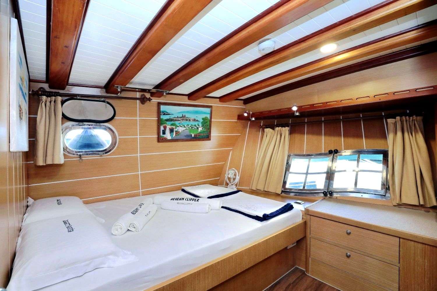AEGEAN CLIPPER